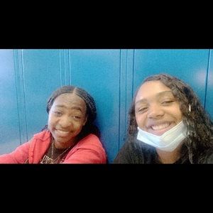 Meet your Posher, Robyn